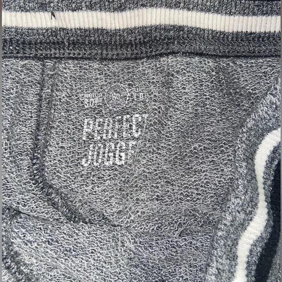 SO Perfect Jogger Grey Pants Women’s XS - Picture 4 of 4